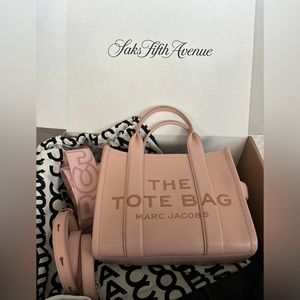 Marc Jacobs Leather Tote with Outline Logo Webbing Strap NEW